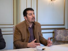 Alcalde de Gorbea, Andrés Romero, destaca avances en vivienda, conectividad ferroviaria e infraestructura comunal