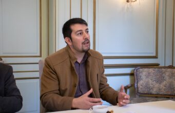Alcalde de Gorbea, Andrés Romero, destaca avances en vivienda, conectividad ferroviaria e infraestructura comunal