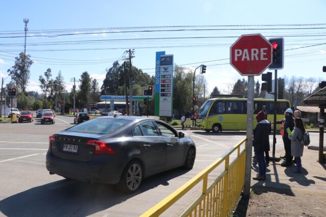 Se inicia “marcha blanca” del esperado semáforo en cruce Ñancul – Pitrufquen -Loncoche