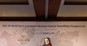 María Paz Sáez, joven de Loncoche, se consagra campeona mundial de powerlifting en Costa Rica