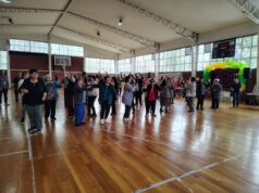 Vecinos y vecinas de Freire participaron en olimpiada recreativa en Quepe en el marco del mes de las personas mayores