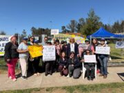 Funcionarios de salud y programa «Más Ama» de Pitrufquén reciben apoyo de alcaldesa en el marco del paro nacional de salud primaria