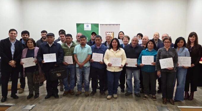 54 viñateros fueron apoyados por el Gobierno de La Araucanía para mejorar la producción de vinos en la región