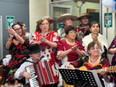 Agrupación «Voces del atardecer» celebra 18 años promoviendo el folclor entre adultos mayores de Pitrufquén