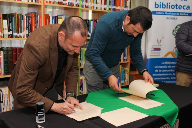Avanza el proyecto de mejoramiento de la biblioteca municipal de Gorbea