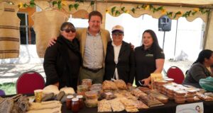 Éxito total de la primera feria por el Día Internacional de la Mujer Rural en Lumaco