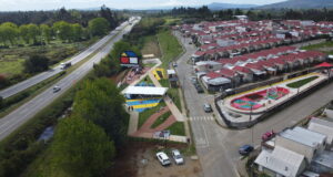 Inauguran nueva plaza en villa Cerro castillo que se convierte en la postal del norte de Loncoche