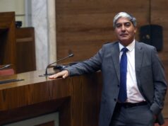 Diputado Leal acusa discriminación ante recorte de presupuesto para entrega de computadores en colegios subvencionados