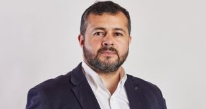 Revelan que un piropo habría desencadenado la agresión en la que funcionario le arrancó la oreja al alcalde de Melipeuco