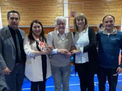 Municipalidad de Pitrufquén entrega 124 becas y rinde homenaje al gestor cultural Julio Dumont
