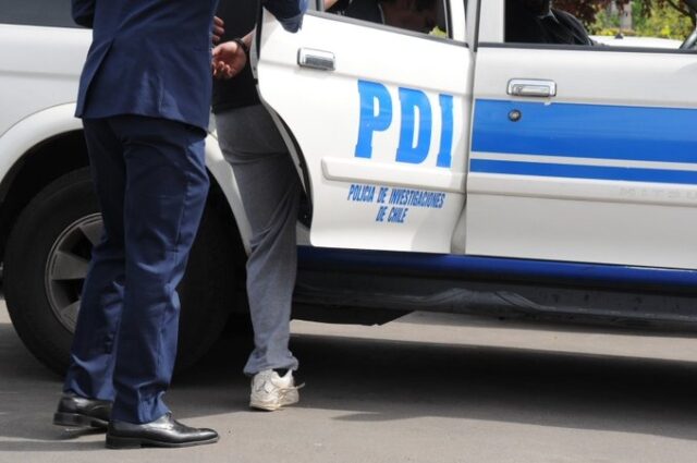 En Temuco detienen a dos personas involucradas en riña callejera en feria Pinto