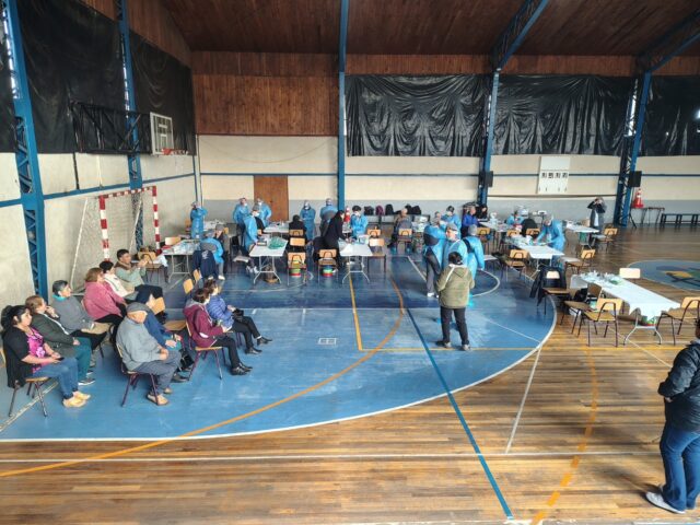 Operativo de podología gratuito benefició a cerca de 50 adultos mayores en Freire