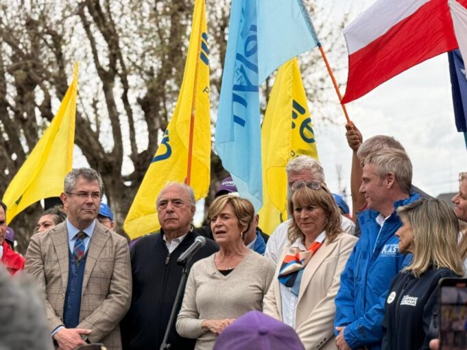 Evelyn Matthei inicia su gira por La Araucanía en Pitrufquén y promete reforzar la seguridad en la región