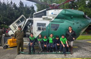 Estudiantes de la escuela Chada participan junto a carabineros de Pitrufquén en feria de especialidades en Temuco