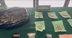 Detienen a hombre en silla de ruedas que vendía galletas de marihuana en Temuco