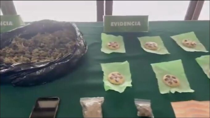 Detienen a hombre en silla de ruedas que vendía galletas de marihuana en Temuco