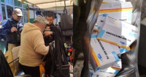 Detienen a vendedor ambulante por comercializar fármacos ilegalmente en Feria Pinto de Temuco