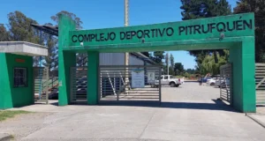 Futbolistas locales piden igualdad de acceso al complejo deportivo de Pitrufquén