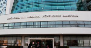 Familia de recién nacido fallecido en el hospital regional de Temuco critica lentitud en investigación del Ministerio Público