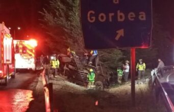 Trágico accidente vehicular en acceso a Cuarta Faja de Gorbea termina con dos víctimas fatales
