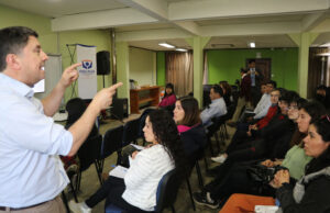 Jóvenes de establecimientos educacionales municipales de Villarrica recibieron charla sobre ley penal adolescente dictada por fiscalía