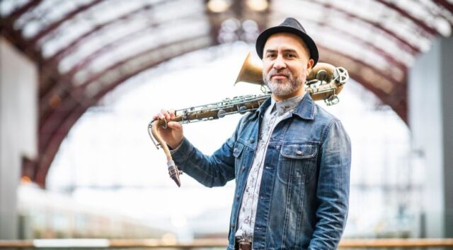 La magia del jazz llega a Pitrufquén con Marcelo Moncada en Capriccio Bistró Bar & Tapas