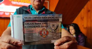 Tercera Compañía de bomberos de Pitrufquén lanza la “gran rifa del cordero 2025” para financiar equipamiento de rescate