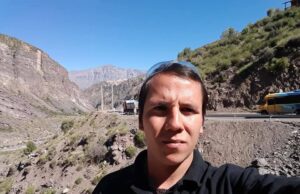 Tras campaña que permitió traer el cuerpo de su hijo desde Santiago, madre de Pitrufquén organiza rifa para cubrir costos pendientes en la funeraria