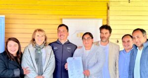 Entregan terreno para construcción de nuevo centro comunitario en Comuy, comuna de Pitrufquén