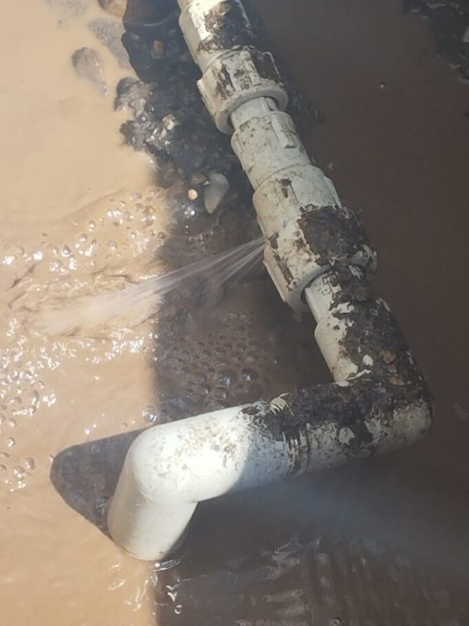 En 21 comunas se repararon redes de agua potable sin cortar servicio a clientes