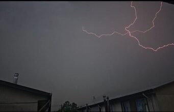 Pucón enfrentó emergencias por caída de rayos