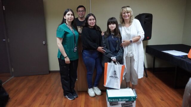 Personas en situación de discapacidad reciben ayuda técnica de Senadis gracias al programa «casa de inclusión»