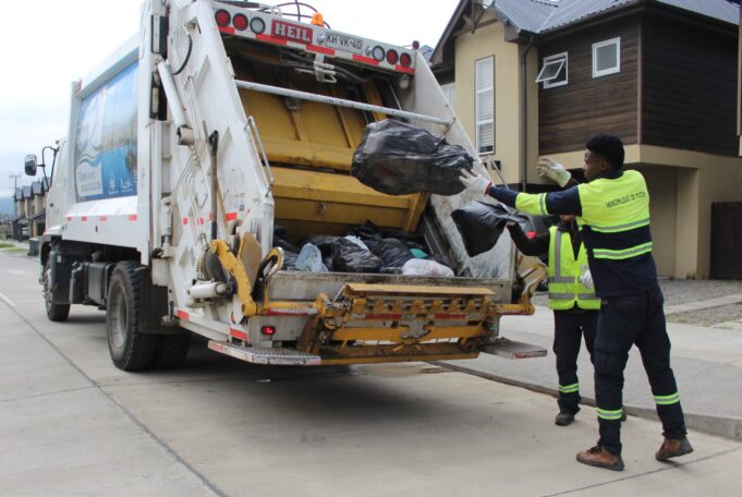 Comunas cordilleranas de La Araucanía se unen para enfrentar problemática de los residuos domiciliarios