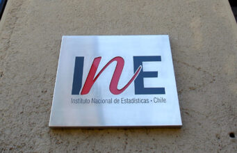 Vecino de Pitrufquén denuncia presunto hostigamiento por parte de supuestos encuestadores del INE; organismo confirma que hay encuestas en desarrollo en la comuna