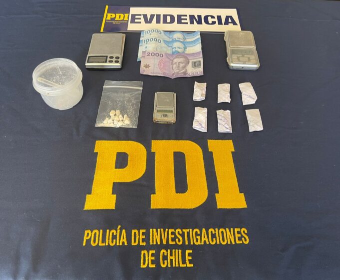 Pareja es detenida por microtráfico tras operativo sorpresa en Lastarria, comuna de Gorbea