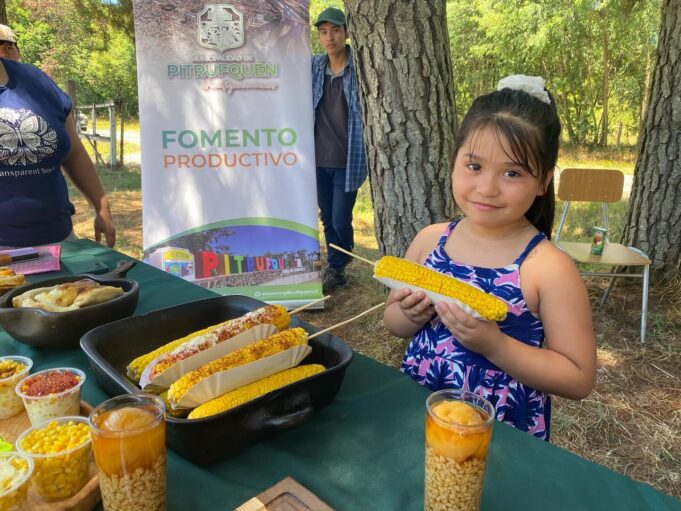 Pequeños agricultores y emprendores de Huefel invitan al festival de las tradiciones