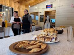 Cocinerías Ruka Takun de Quetroleufu ofrecen tradición culinaria para el turismo de Pucón