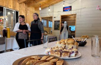 Cocinerías Ruka Takun de Quetroleufu ofrecen tradición culinaria para el turismo de Pucón