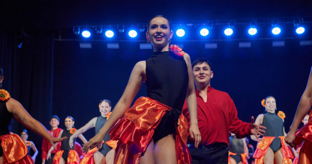Ballet folclórico de Lautaro se presenta este viernes en Pillanlelbún con un gran espectáculo de identidad y tradición