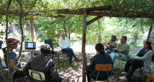 Gobernador René Saffirio se reúne con comunidades pehuenche de Icalma por la defensa de araucarias