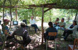 Gobernador René Saffirio se reúne con comunidades pehuenche de Icalma por la defensa de araucarias