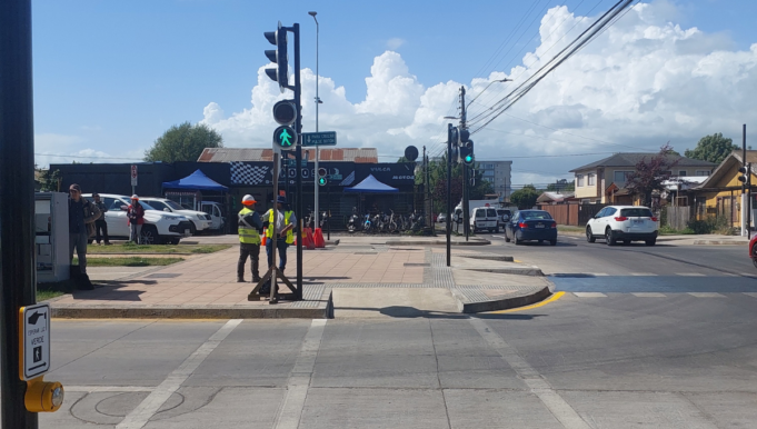 Finalizan obras de integración de semáforos en el eje Pablo Neruda de Temuco