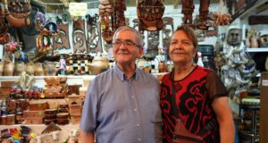 Emprendedores del mercado municipal de Temuco valoran importante impulso anunciado por el gobernador Saffirio para reactivar su reconstrucción