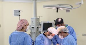 Araucanía Sur realizó operativo de especialidades médicas junto a Fundación Alborada en Hospital Lautaro