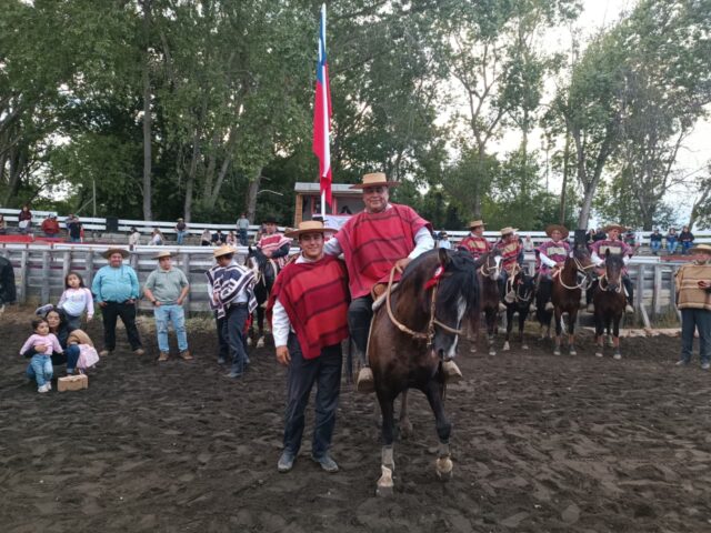 Oriundos de Pitrufquén, son los bicampeones del champions del rodeo oficial federado de Hualpin