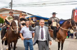 Teodoro Schmidt celebró con orgullo su 45° aniversario con acto cívico y desfile