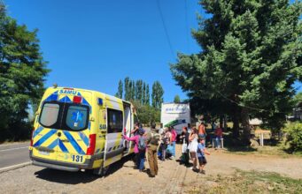 Colisión por alcance deja cerca de 10 personas lesionadas en ruta Freire–Radal