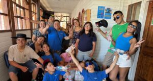 Agrupación folclórica Brisa Araucana destaca con solidaria donación de agua para bomberos