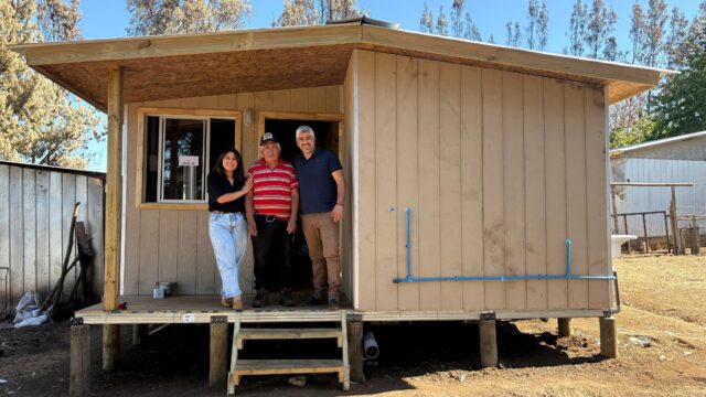 Damnificado por incendios forestales de la comuna de Cholchol recibe vivienda de emergencia