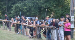 Con chilenidad y la mejor gastronomía comenzó la feria costumbrista de Challupen alto en Villarrica